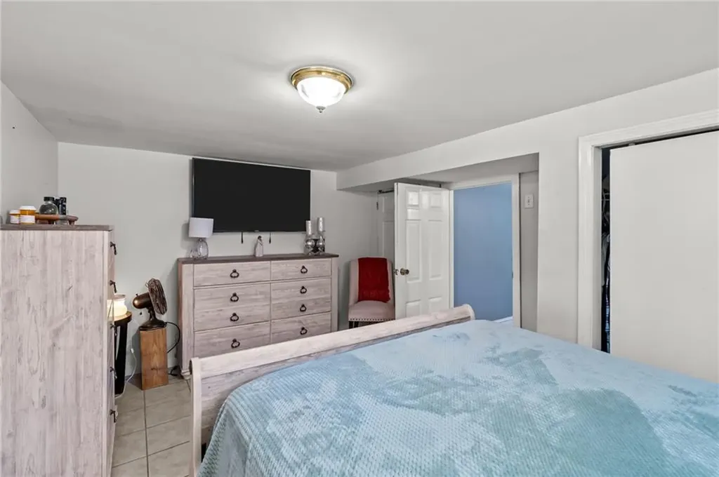 5 Gail Avenue Cranston RI 02905
