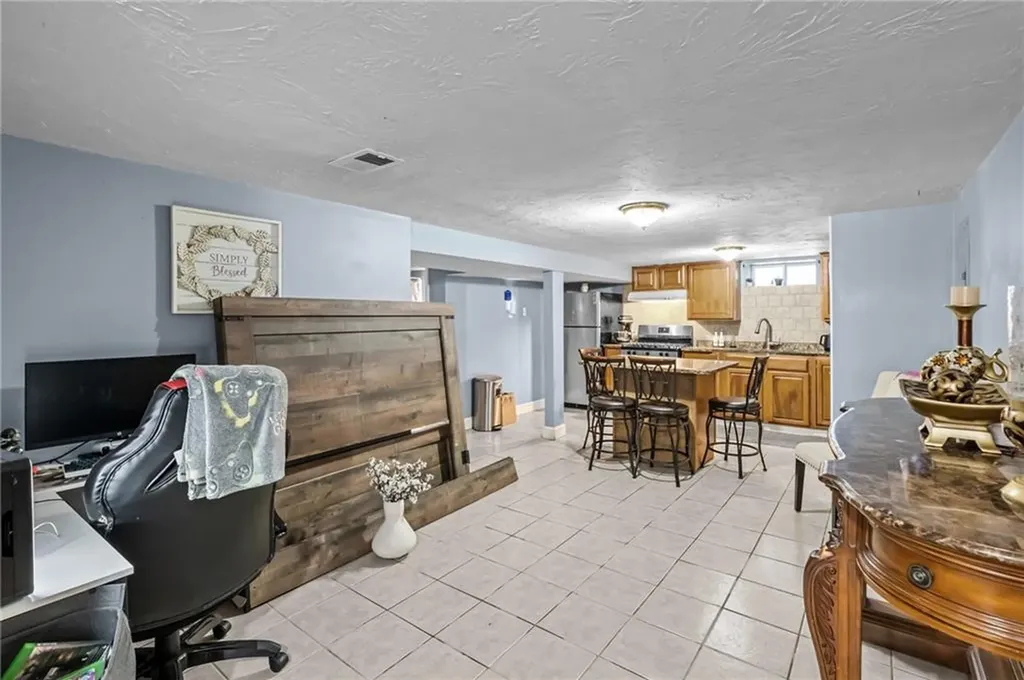 5 Gail Avenue Cranston RI 02905