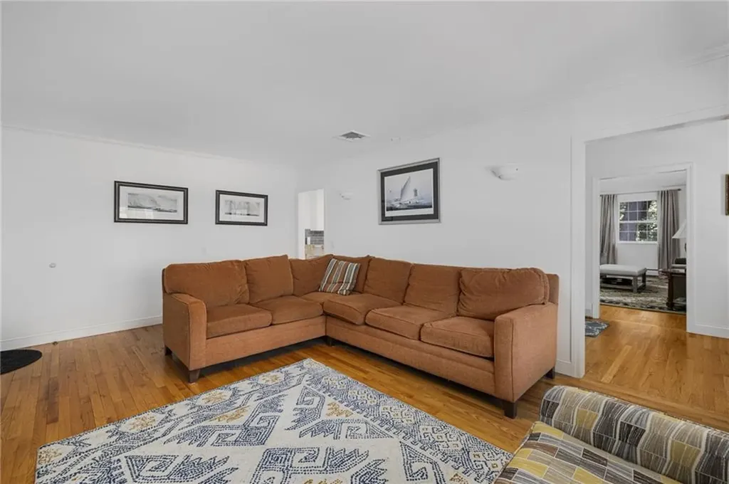 7 Ledgemont Drive Warwick RI 02886