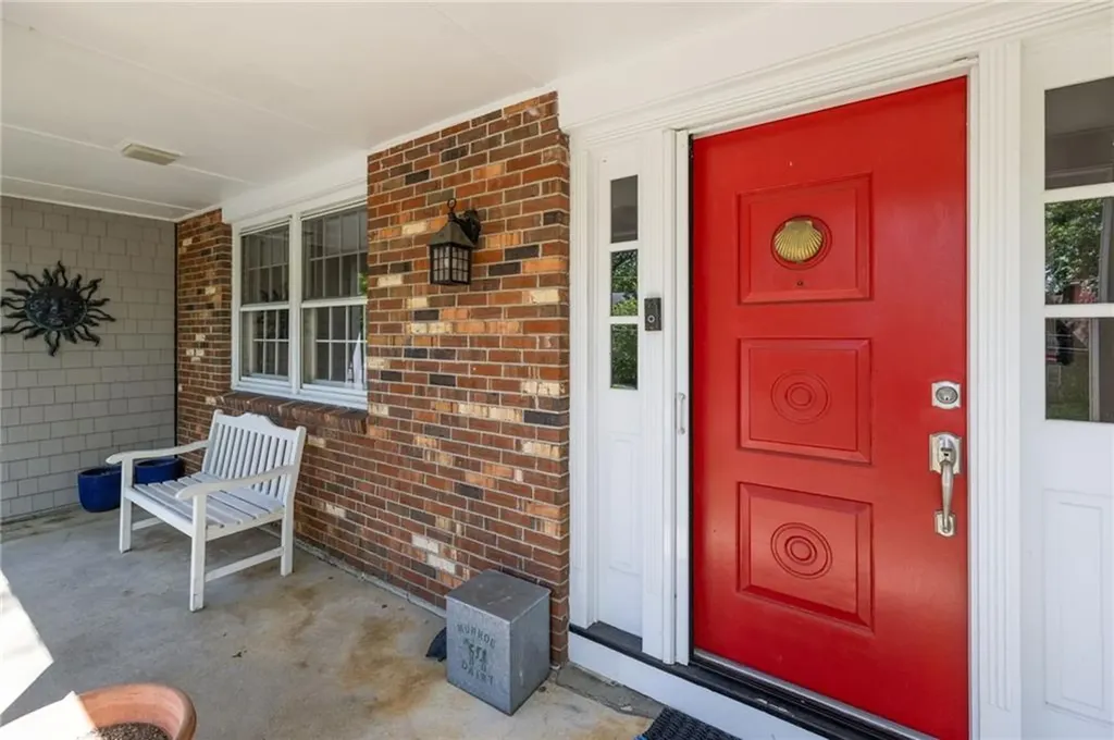 7 Ledgemont Drive Warwick RI 02886