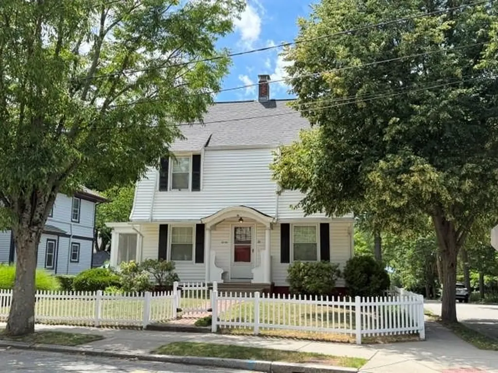 20 Summit Avenue Providence RI 02906