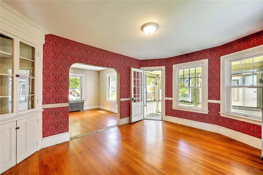 20 Summit Avenue Providence RI 02906