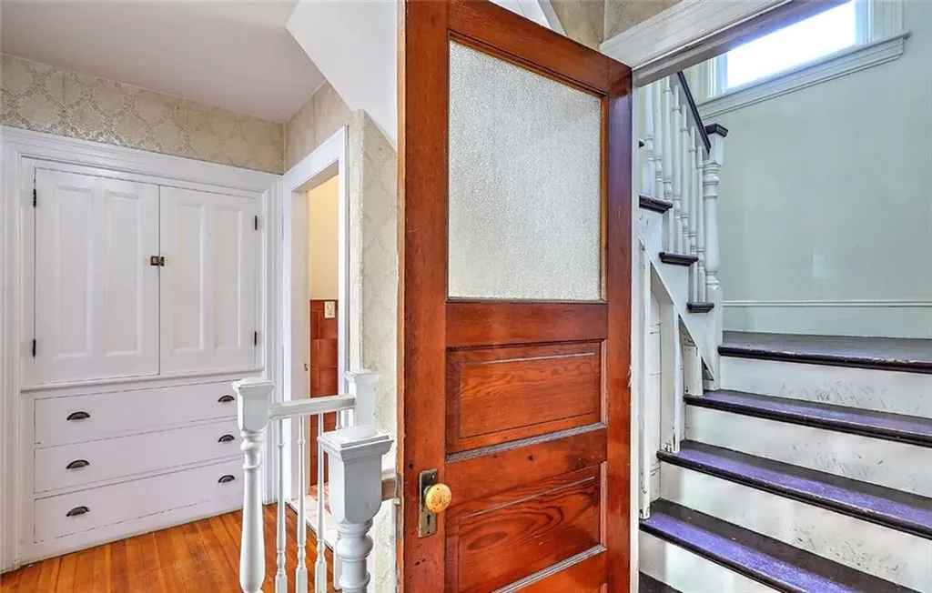 20 Summit Avenue Providence RI 02906