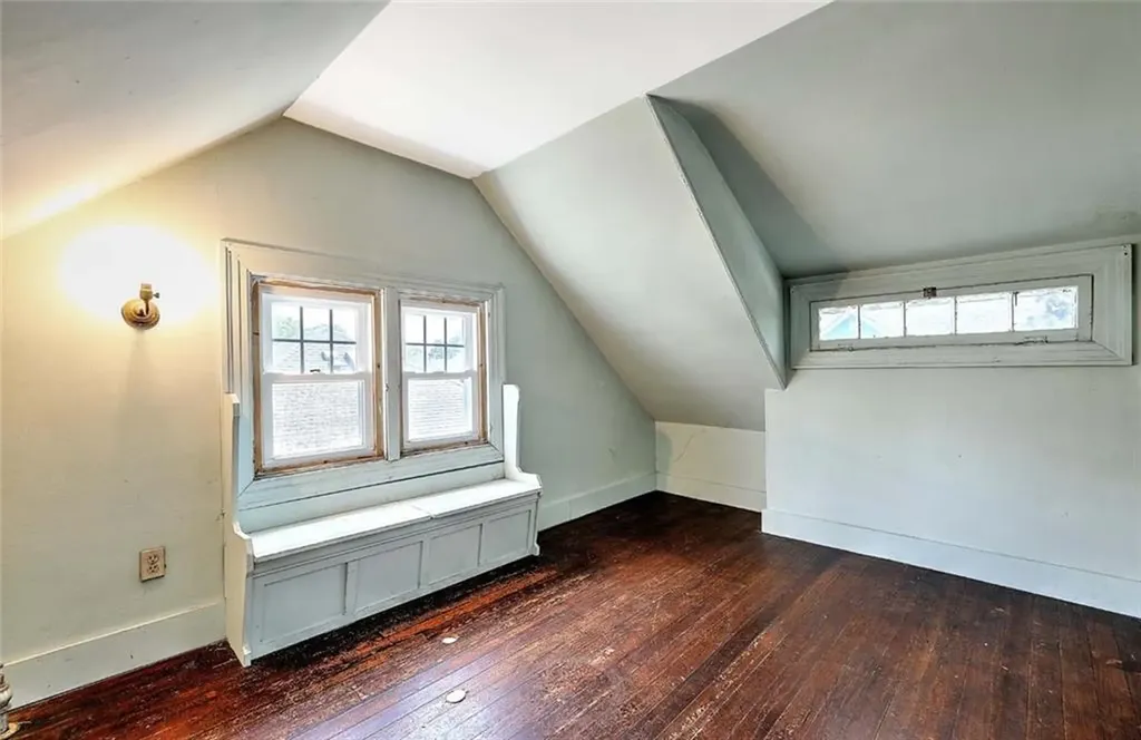 20 Summit Avenue Providence RI 02906