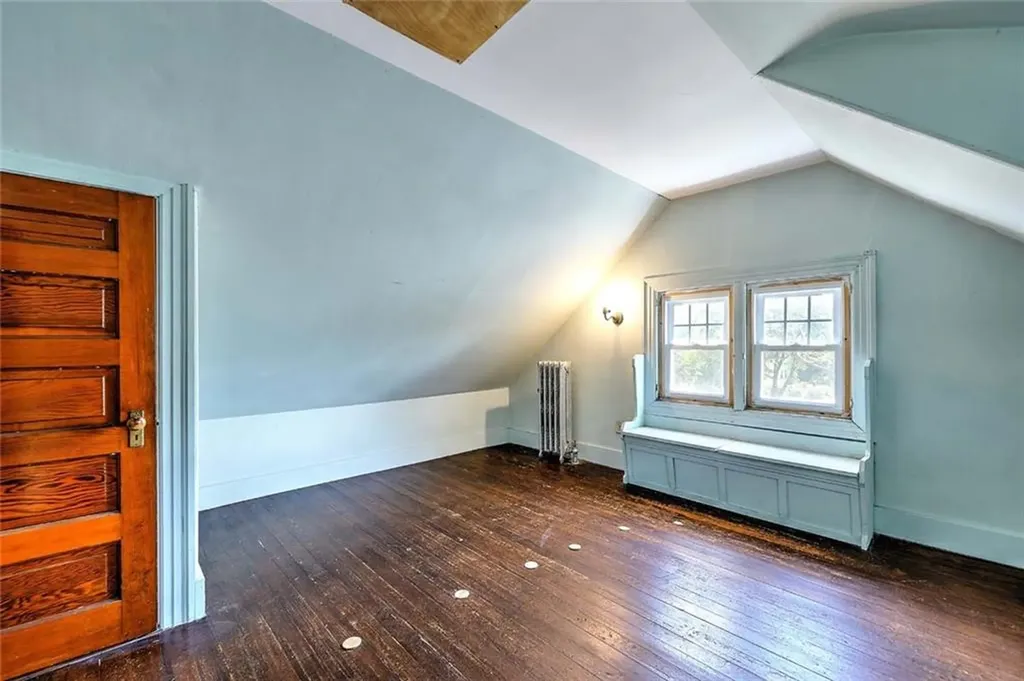 20 Summit Avenue Providence RI 02906