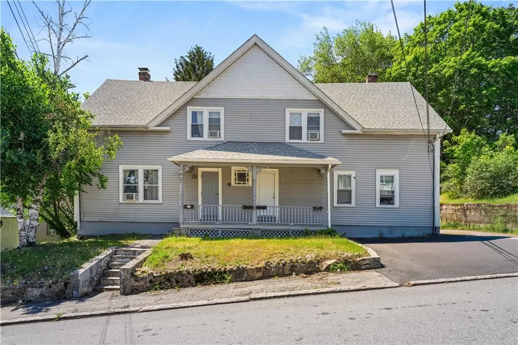 32 Harris Avenue West Warwick RI 02893