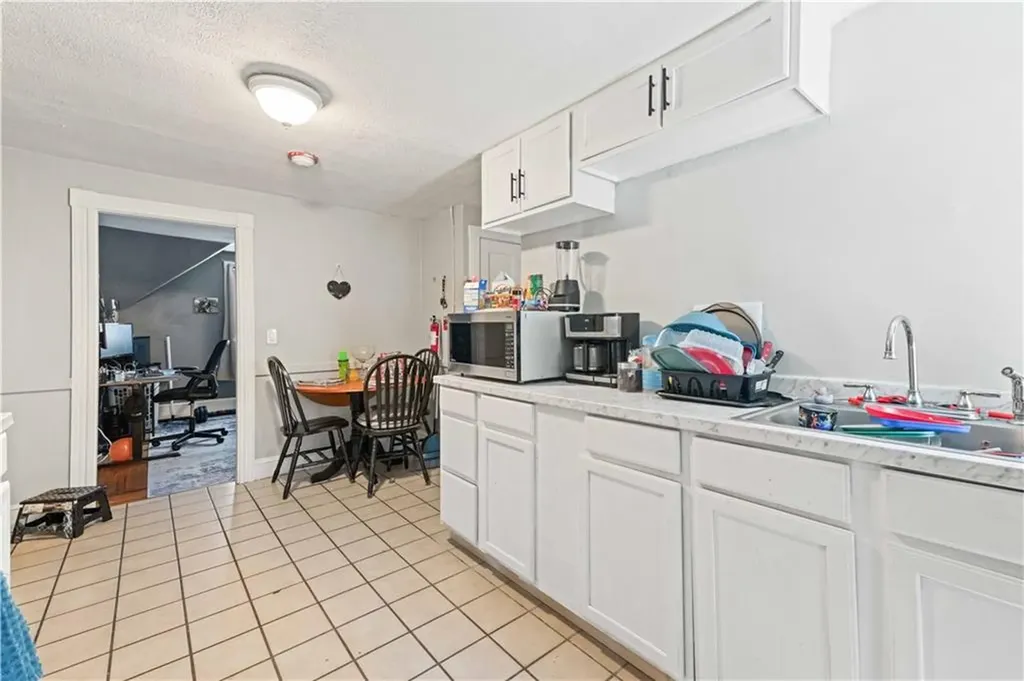 32 Harris Avenue West Warwick RI 02893