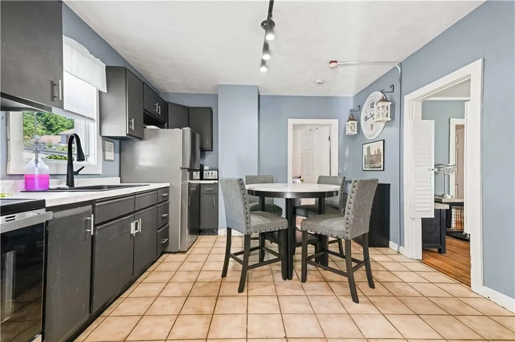 32 Harris Avenue West Warwick RI 02893