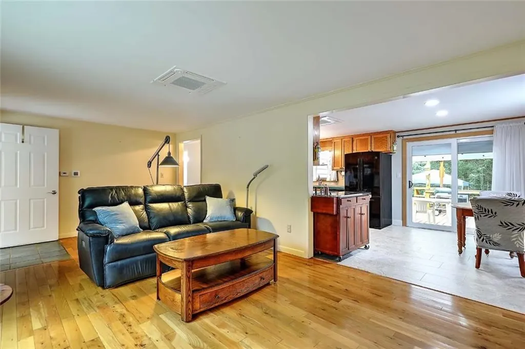 89 Skunk Hill Road Hopkinton RI 02832
