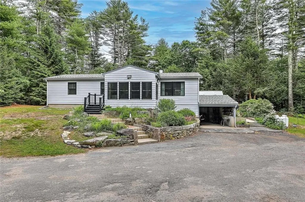 89 Skunk Hill Road Hopkinton RI 02832