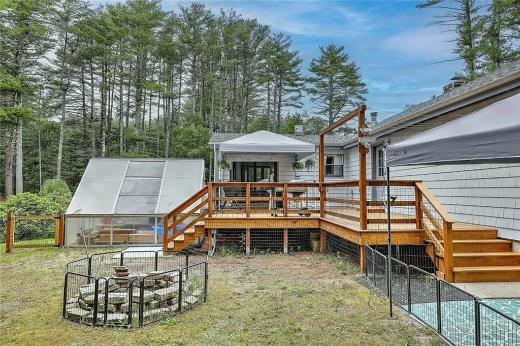 89 Skunk Hill Road Hopkinton RI 02832