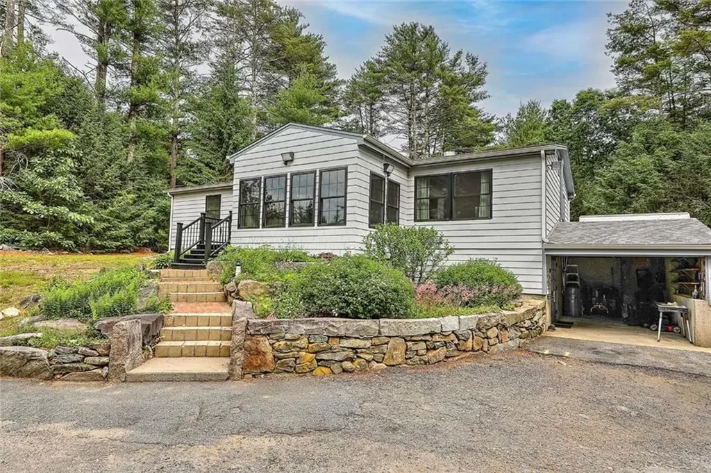 89 Skunk Hill Road Hopkinton RI 02832