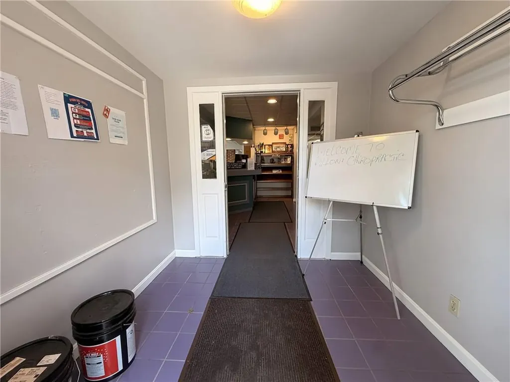 2797 Post Road Warwick RI 02886