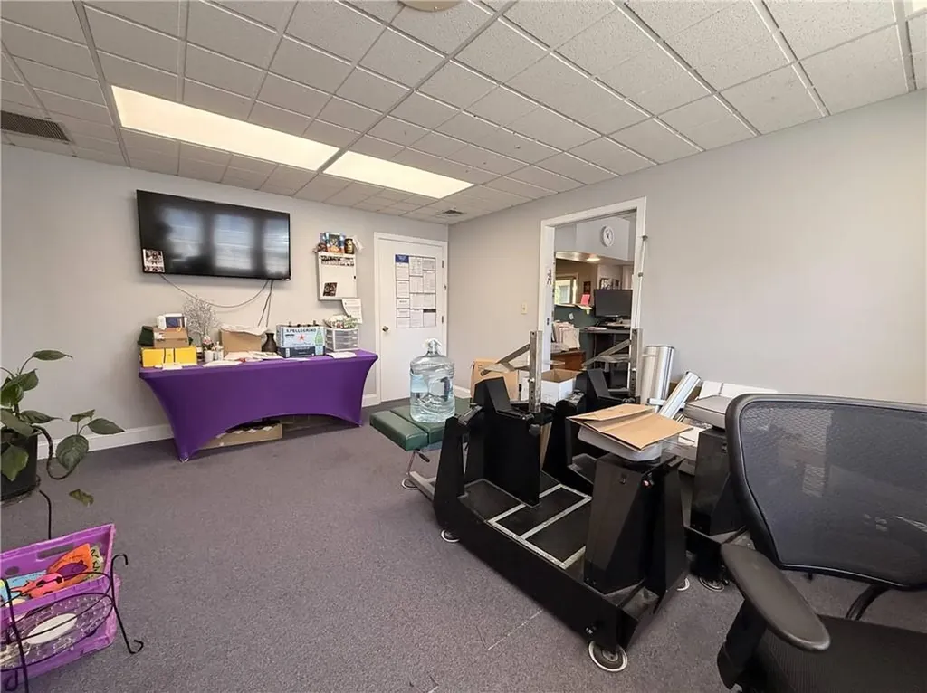 2797 Post Road Warwick RI 02886