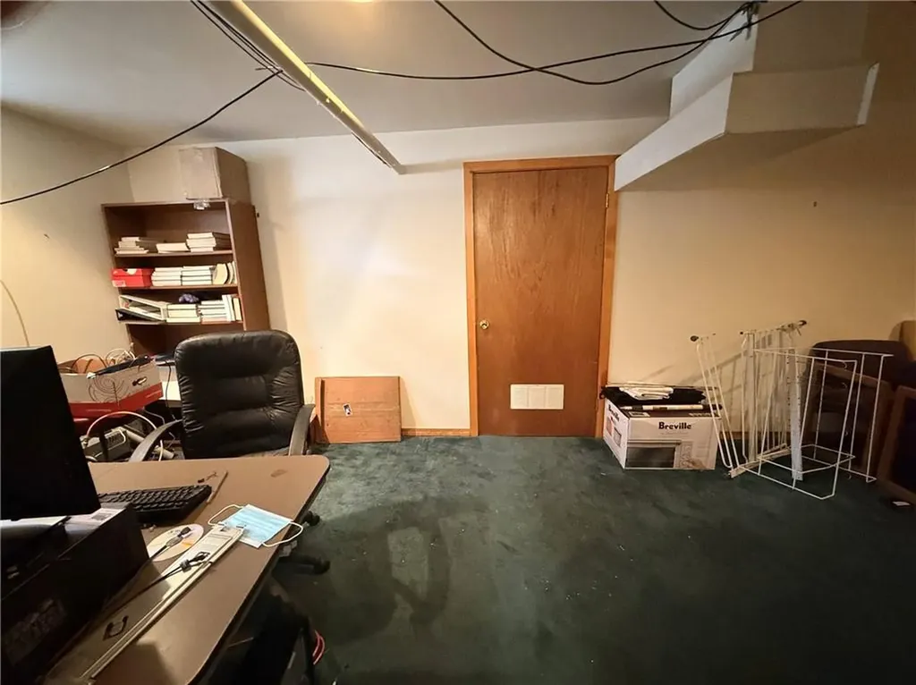 2797 Post Road Warwick RI 02886