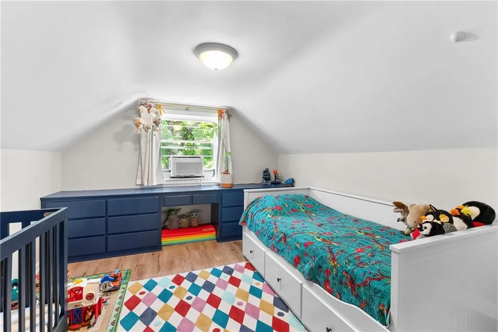 105 Ballston Avenue Pawtucket RI 02861