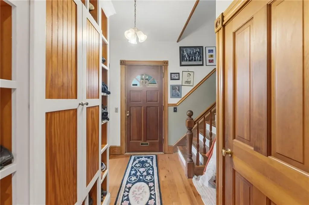 271 Highland Avenue Providence RI 02906