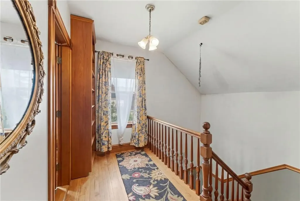 271 Highland Avenue Providence RI 02906