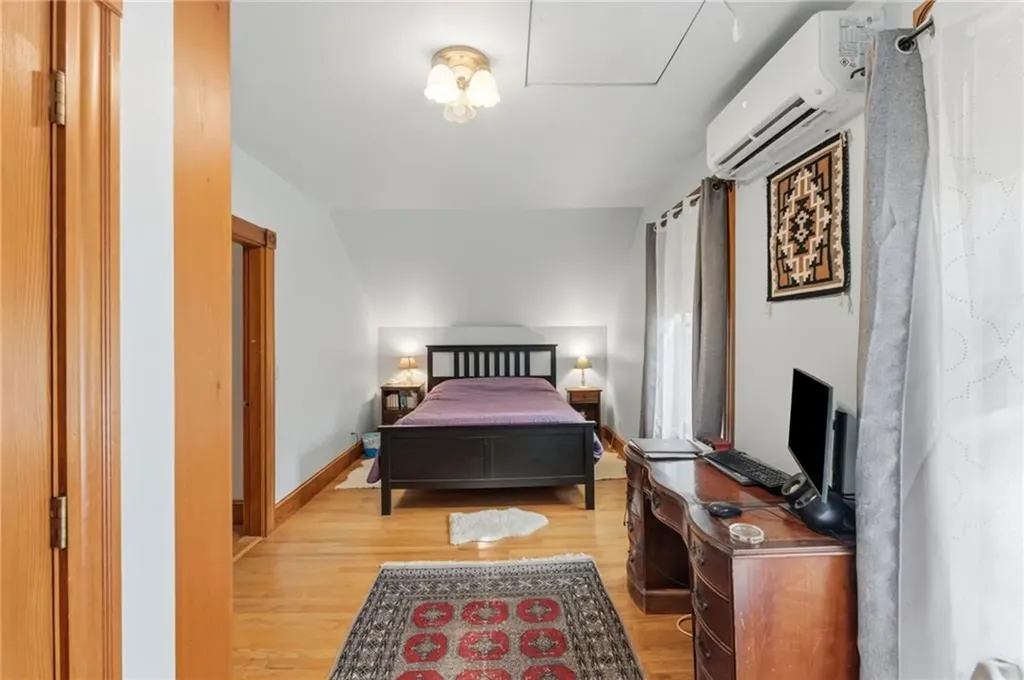 271 Highland Avenue Providence RI 02906