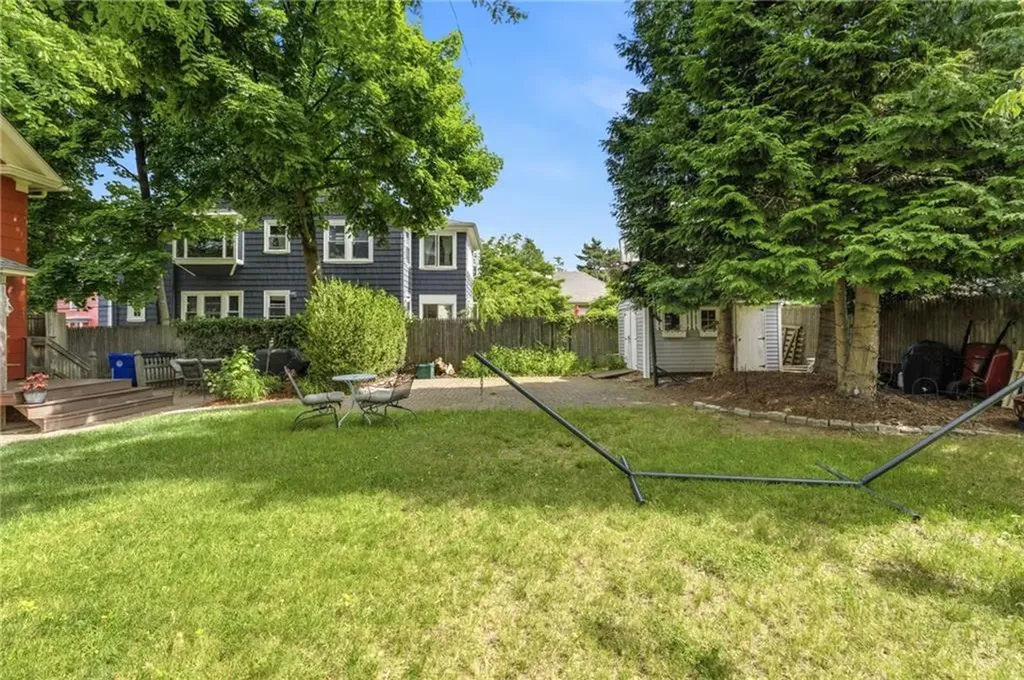 271 Highland Avenue Providence RI 02906