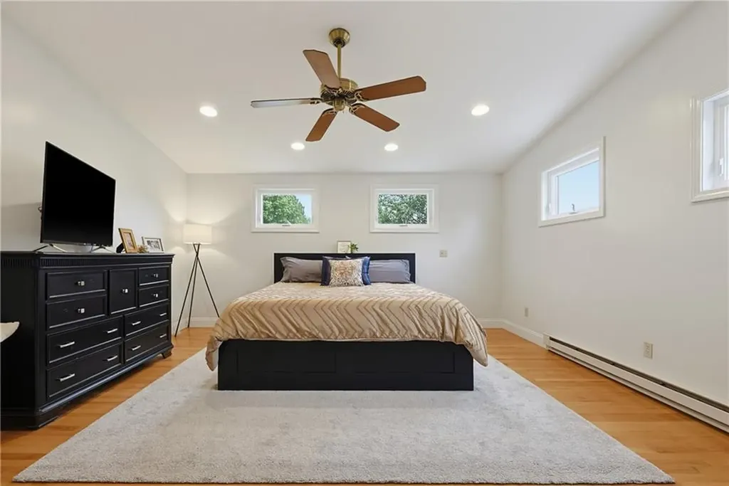 82 Leroy Drive East Providence RI 02915