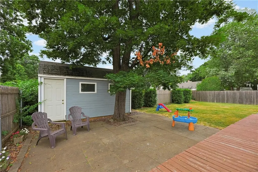 82 Leroy Drive East Providence RI 02915