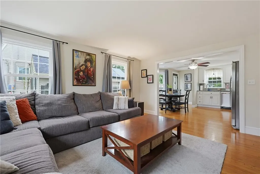 82 Leroy Drive East Providence RI 02915