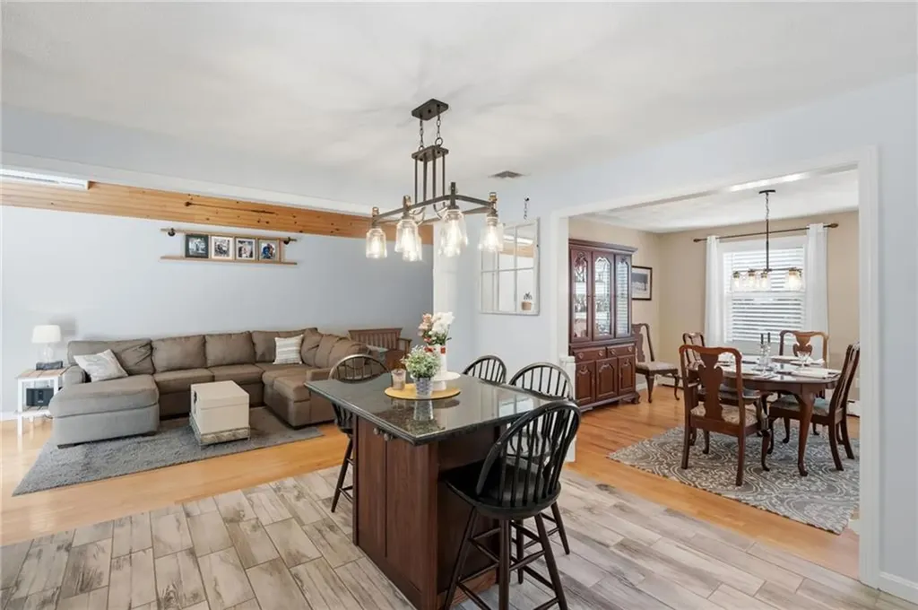8 Pineridge Drive Smithfield RI 02917
