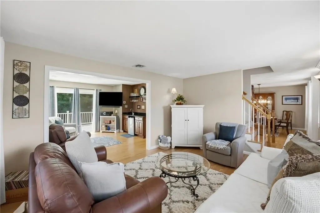 8 Pineridge Drive Smithfield RI 02917