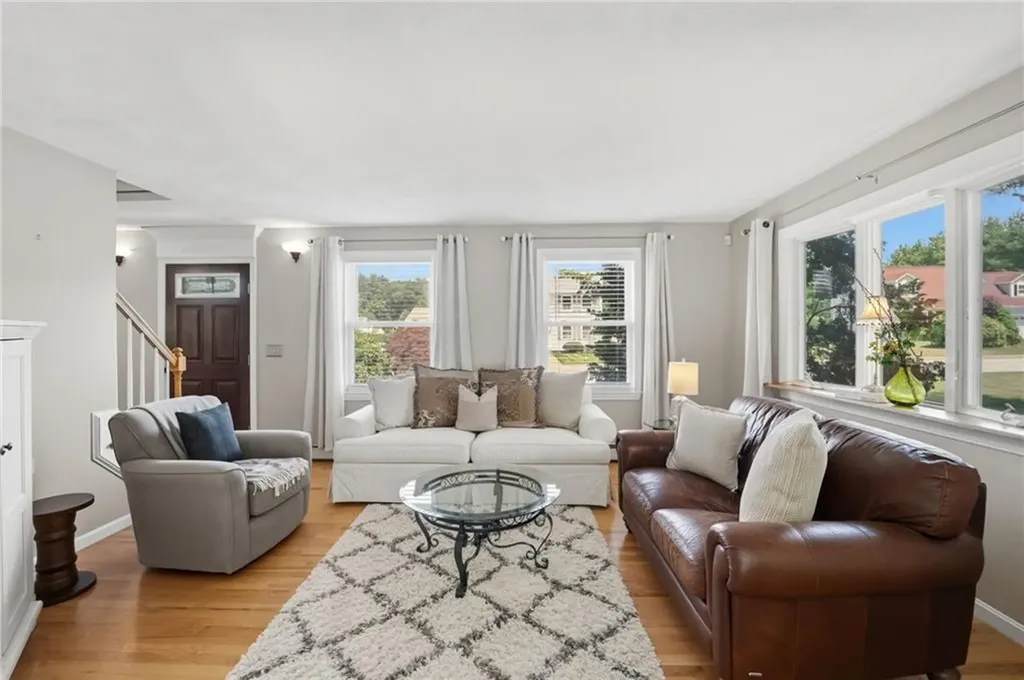8 Pineridge Drive Smithfield RI 02917