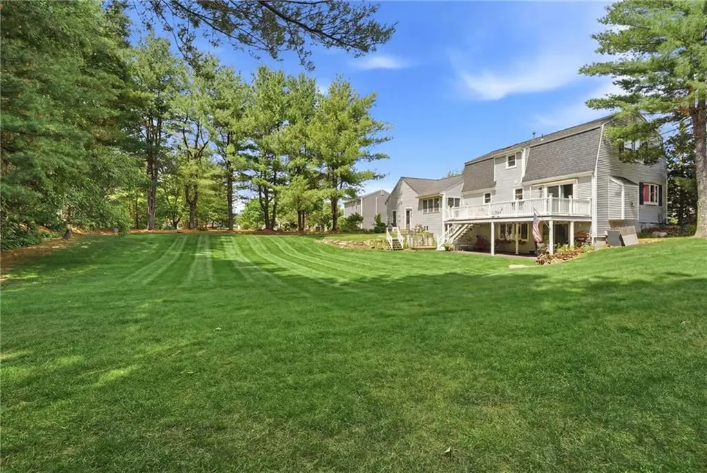 8 Pineridge Drive Smithfield RI 02917