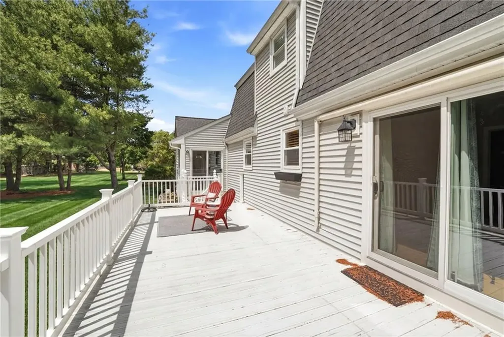 8 Pineridge Drive Smithfield RI 02917
