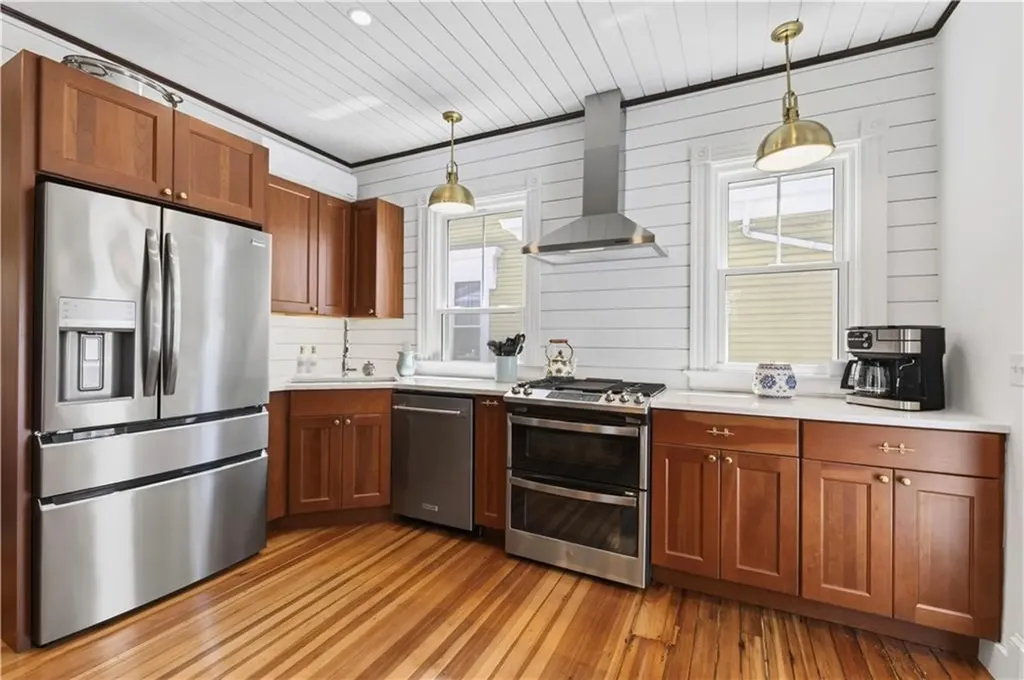 12 1/2 Park Street Newport RI 02840