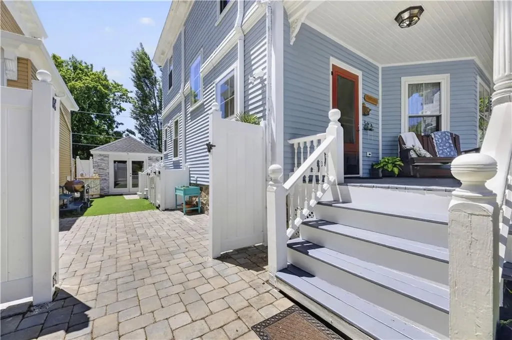 12 1/2 Park Street Newport RI 02840