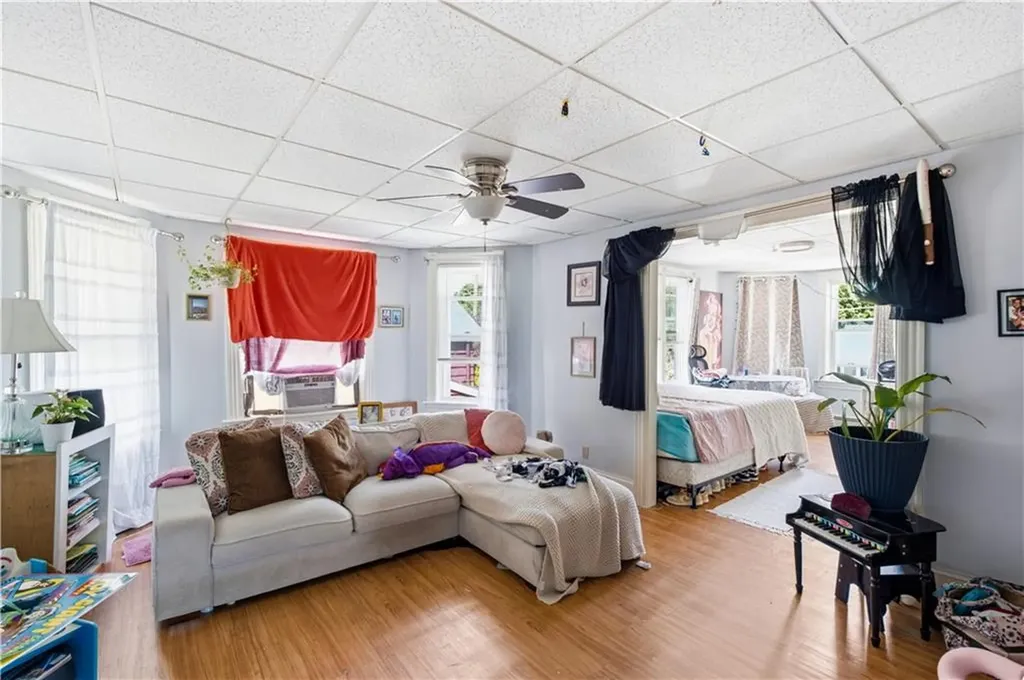 14 16 Garfield Avenue East Providence RI 02916