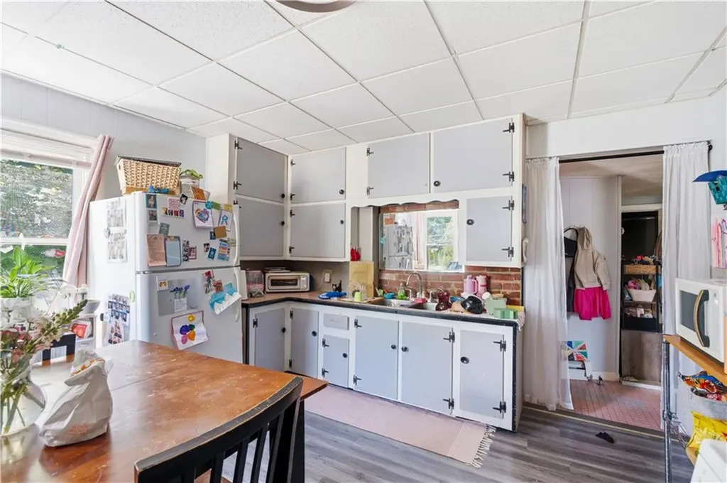 14 16 Garfield Avenue East Providence RI 02916