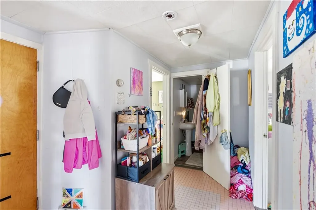 14 16 Garfield Avenue East Providence RI 02916