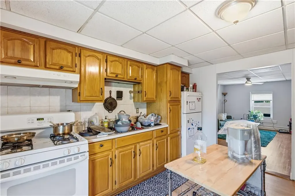14 16 Garfield Avenue East Providence RI 02916