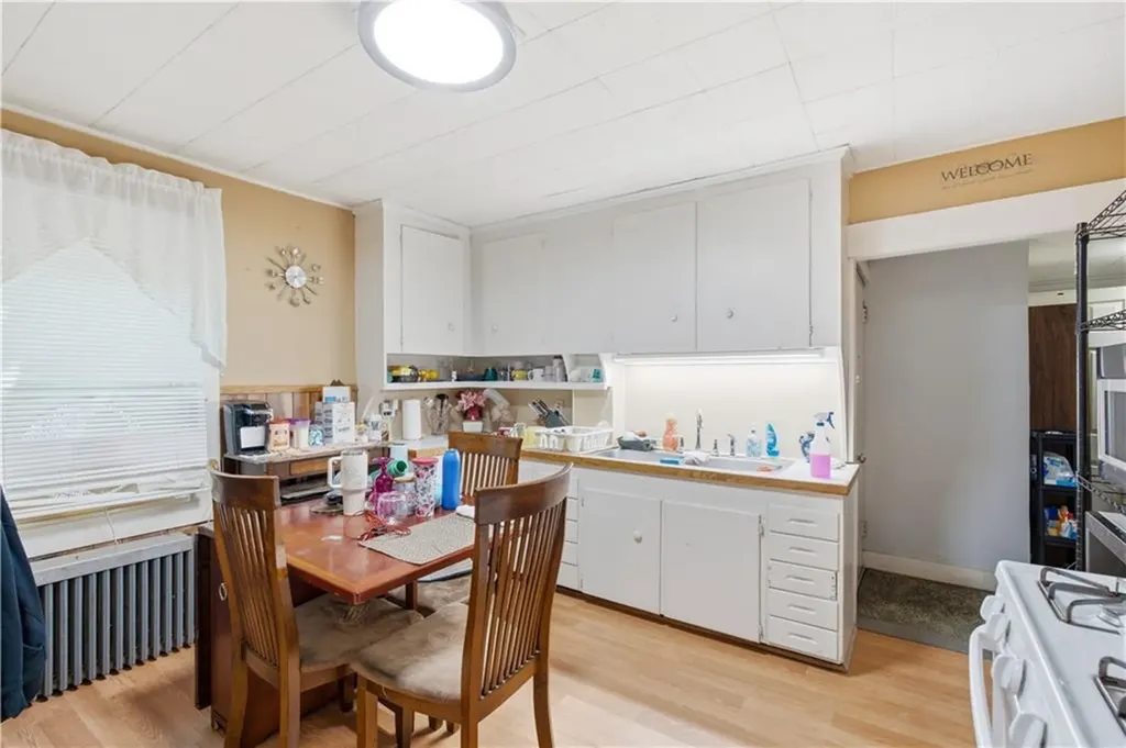 14 16 Garfield Avenue East Providence RI 02916