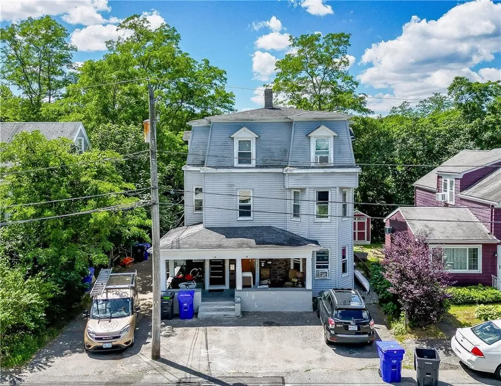 14 16 Garfield Avenue East Providence RI 02916