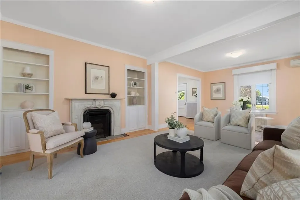 127 Beacon Avenue Warwick RI 02889