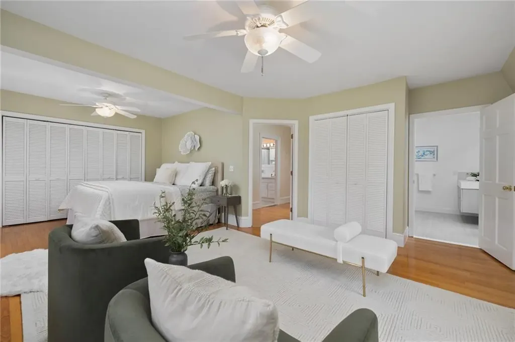 127 Beacon Avenue Warwick RI 02889