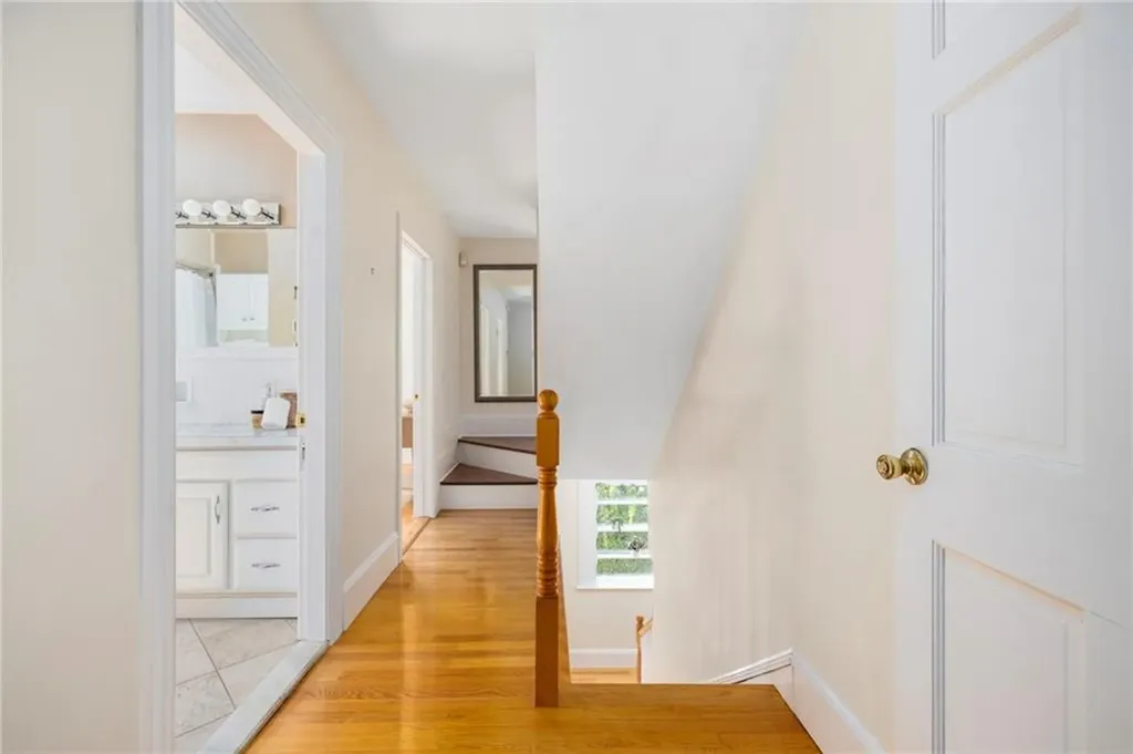 127 Beacon Avenue Warwick RI 02889