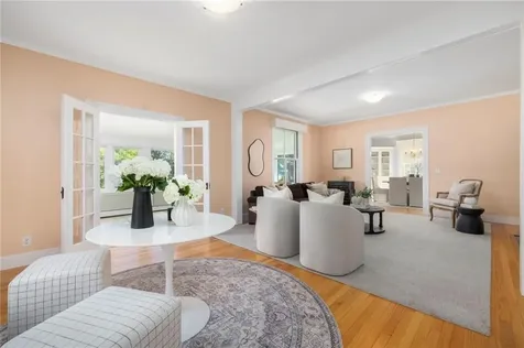 127 Beacon Avenue Warwick RI 02889
