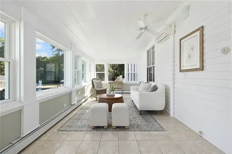 127 Beacon Avenue Warwick RI 02889