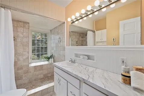 127 Beacon Avenue Warwick RI 02889