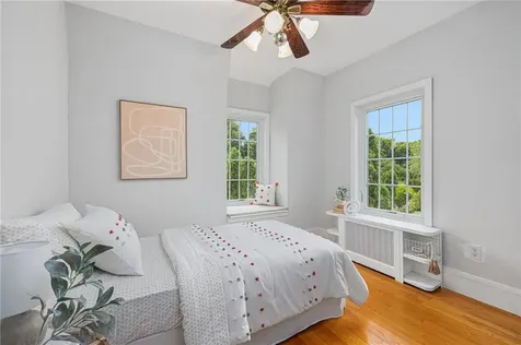 127 Beacon Avenue Warwick RI 02889