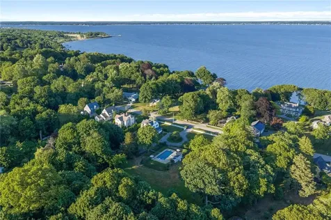 127 Beacon Avenue Warwick RI 02889