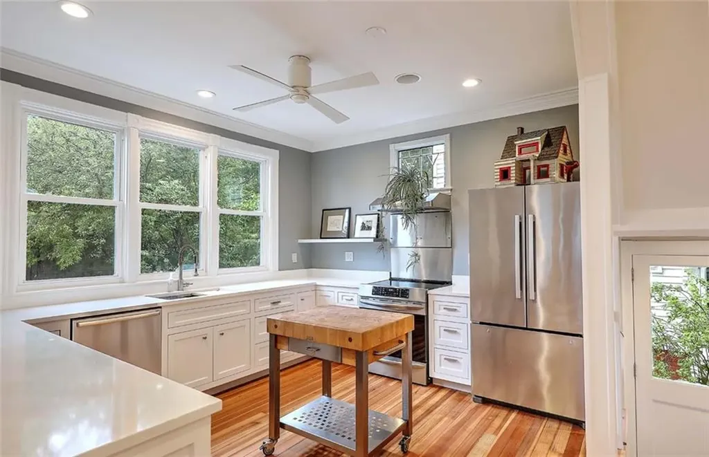 47 Lauriston Street Providence RI 02906