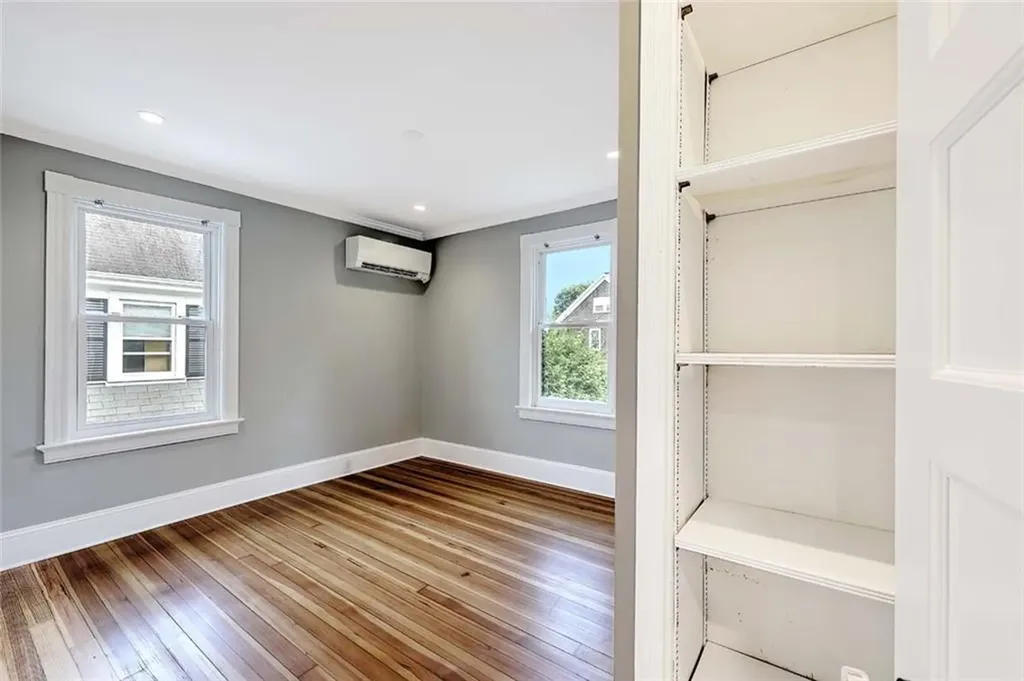 47 Lauriston Street Providence RI 02906
